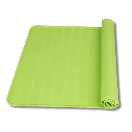 WufWuf & Rosewood Waterproof Wipeable Non Slip Travel Mat